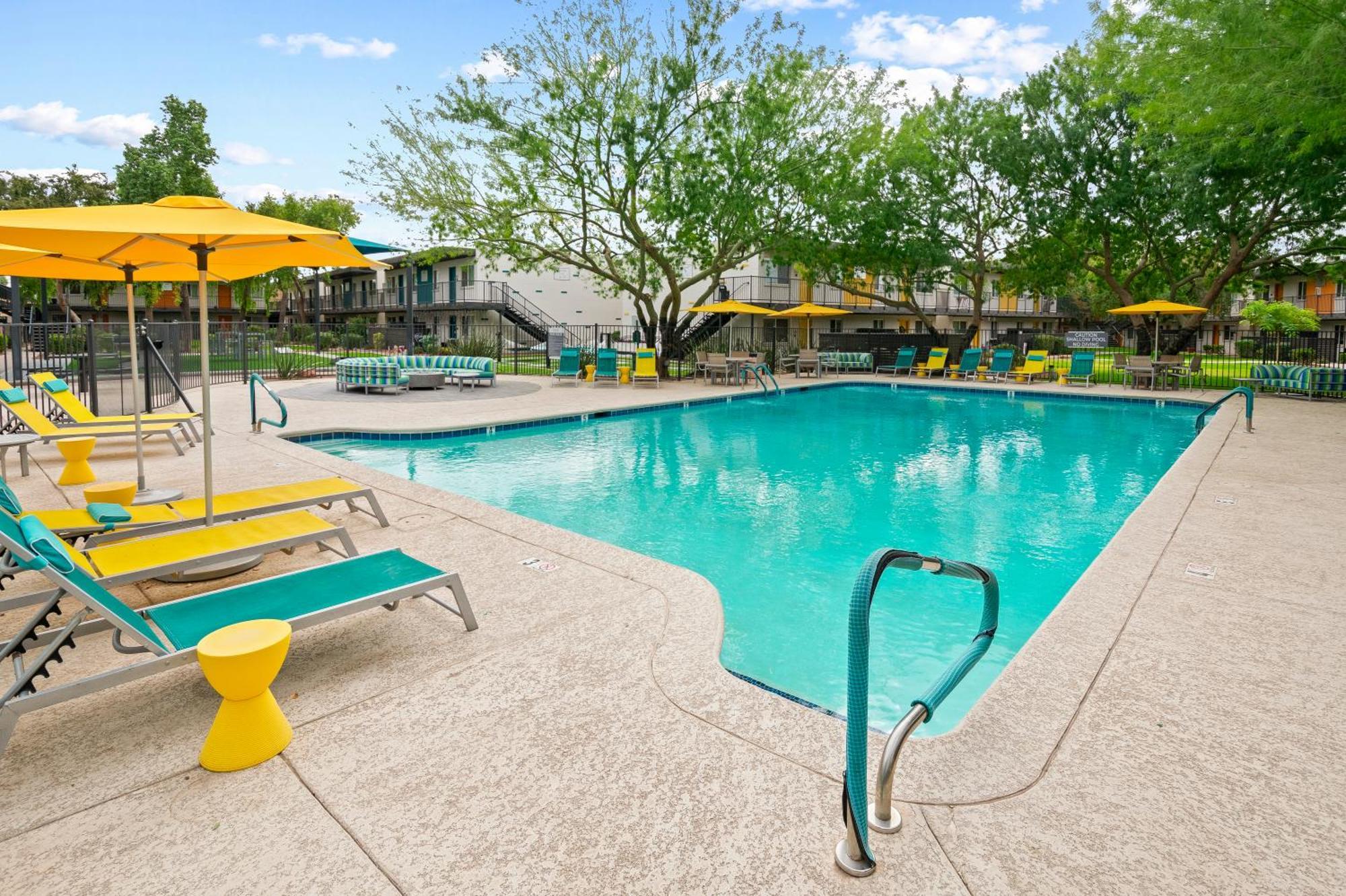 2B1B Stylish Haven - Pool And Parking Apartment Tempe Exterior photo